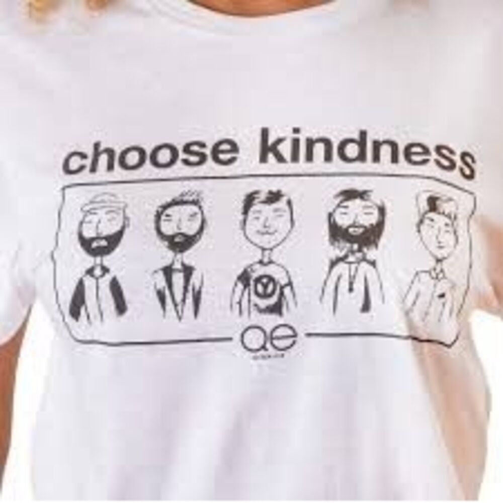 Queer Eye NWT Unisex Official‎ Choose Kindness Cast T-Shirt in White Size XXL